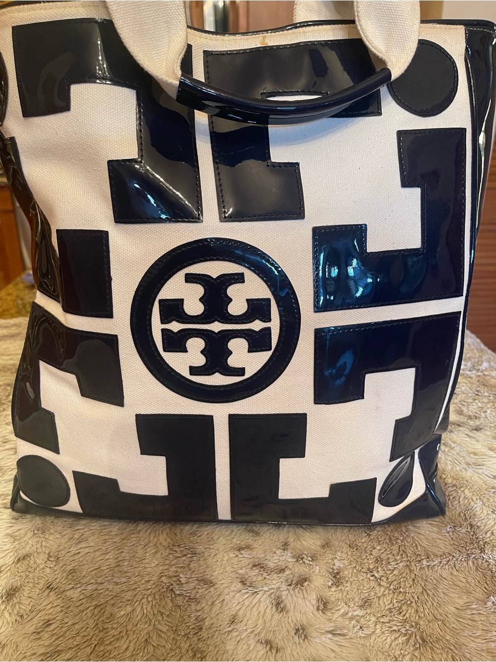 Tory Burch Tote- White & Navy Patent